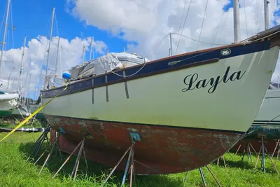 Dreadnought 32 Ketch
