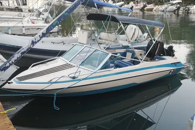 1989 Glastron SSV 164