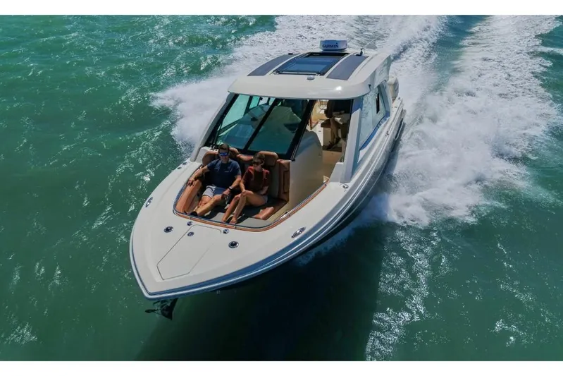  Yacht Photos Pics 2023-Scout-350-LXZ-MarineMax