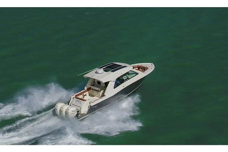  Yacht Photos Pics 2023-Scout-350-LXZ-MarineMax