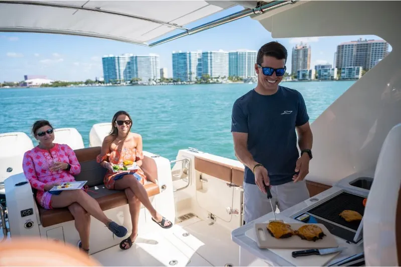  Yacht Photos Pics 2023-Scout-350-LXZ-MarineMax