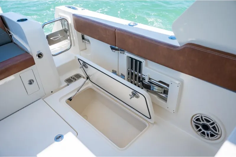  Yacht Photos Pics 2023-Scout-350-LXZ-MarineMax