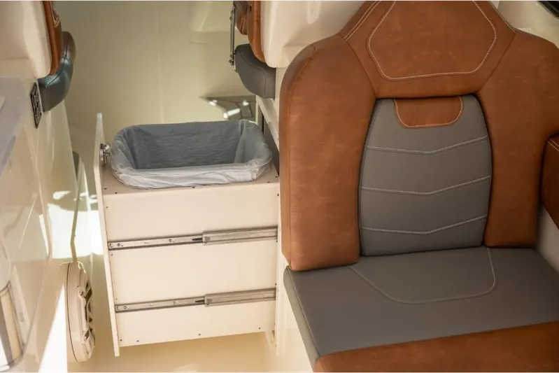  Yacht Photos Pics 2023-Scout-350-LXZ-MarineMax