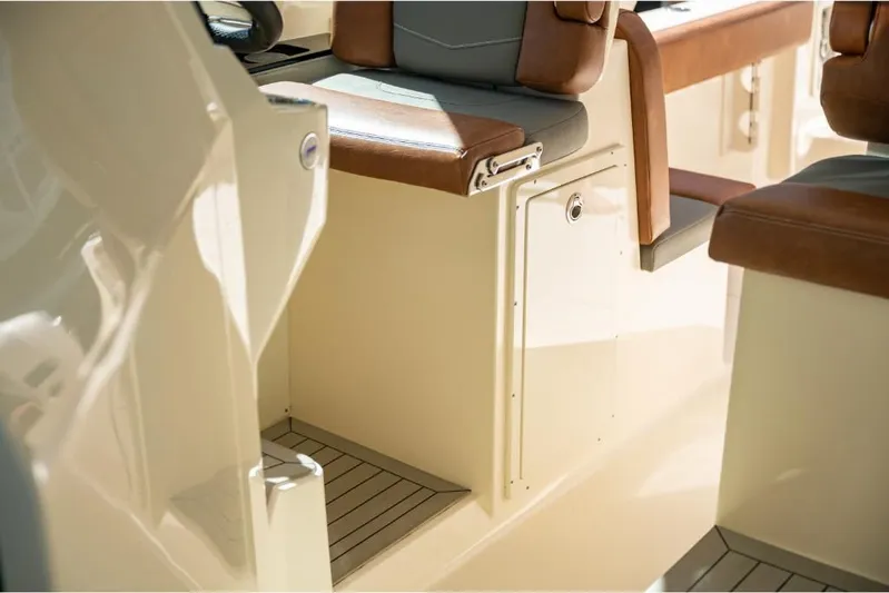  Yacht Photos Pics 2023-Scout-350-LXZ-MarineMax