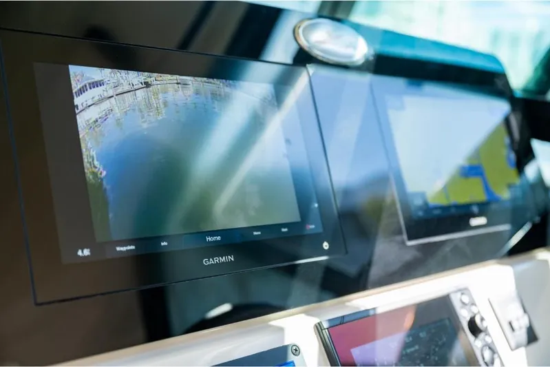  Yacht Photos Pics 2023-Scout-350-LXZ-MarineMax