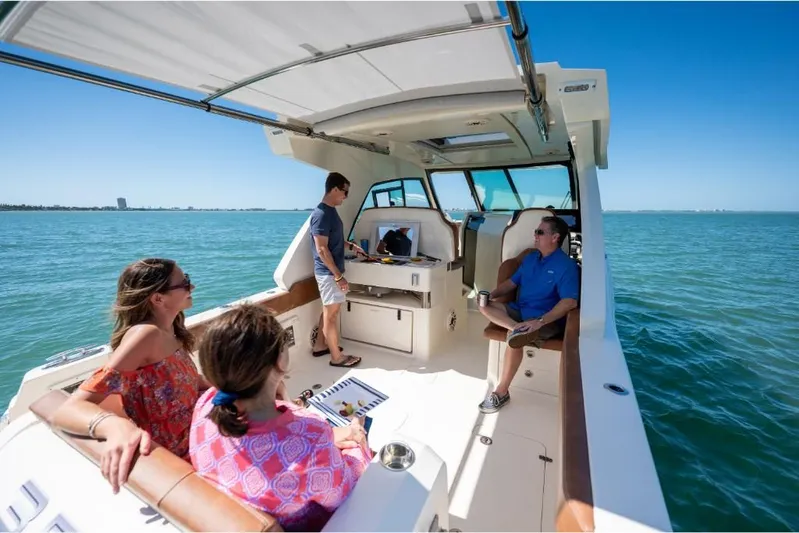  Yacht Photos Pics 2023-Scout-350-LXZ-MarineMax