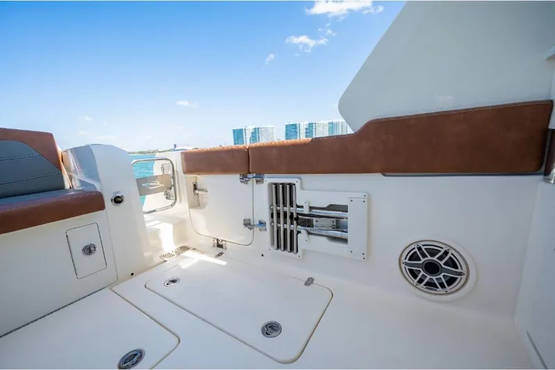  Yacht Photos Pics 2023-Scout-350-LXZ-MarineMax