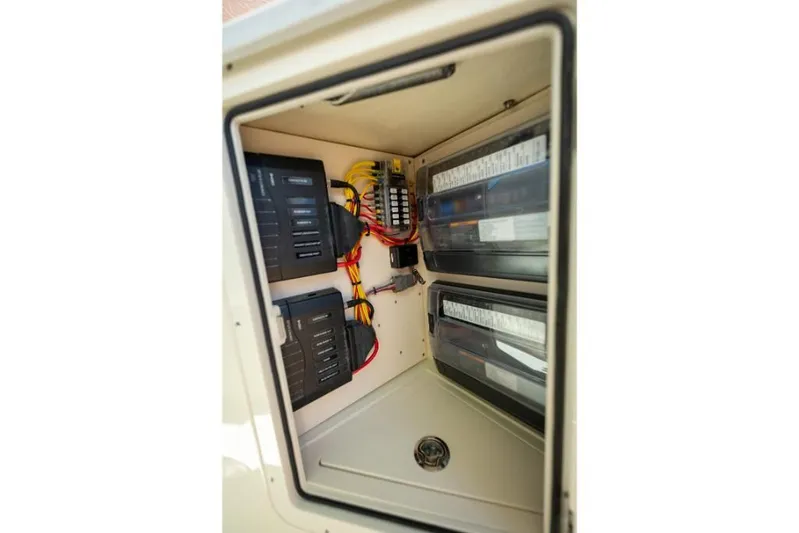  Yacht Photos Pics 2023-Scout-350-LXZ-MarineMax