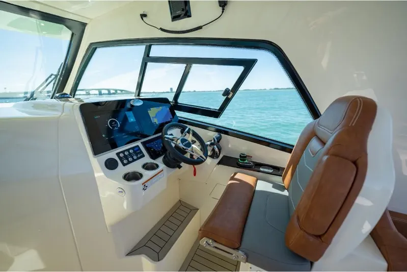  Yacht Photos Pics 2023-Scout-350-LXZ-MarineMax