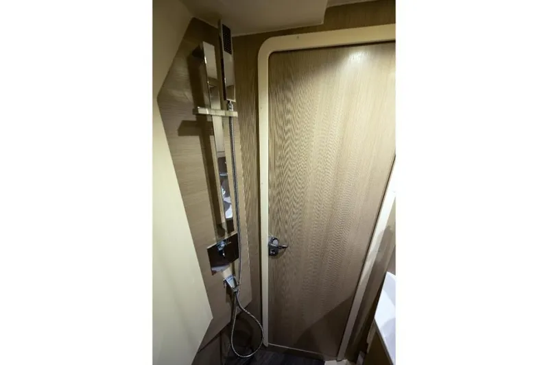  Yacht Photos Pics 2023-Scout-350-LXZ-MarineMax