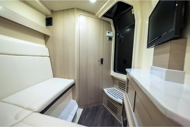  Yacht Photos Pics 2023-Scout-350-LXZ-MarineMax