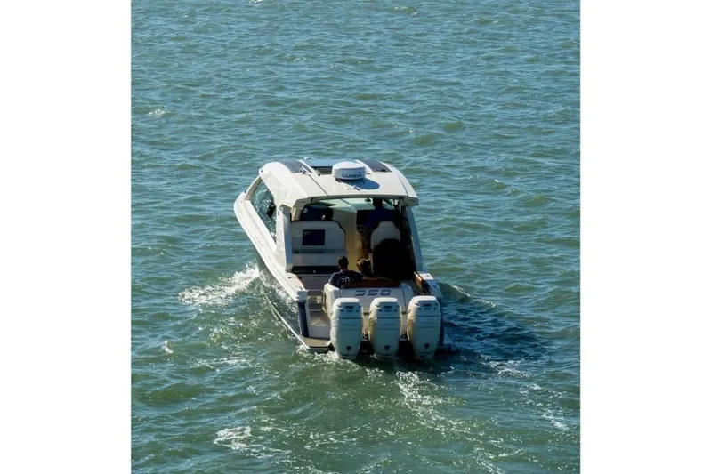  Yacht Photos Pics 2023-Scout-350-LXZ-MarineMax