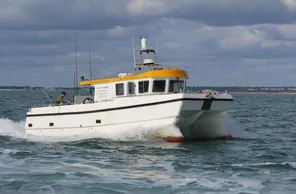 2010 Catamaran Blyth Workcat