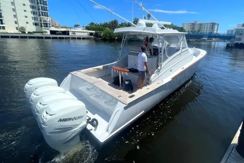 43' Jim Smith Walkaround Yacht Photos Pics 