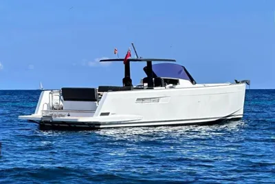 2014 Fjord 40 Open