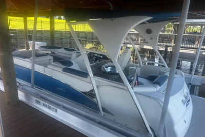 Avalon Catalina 2585