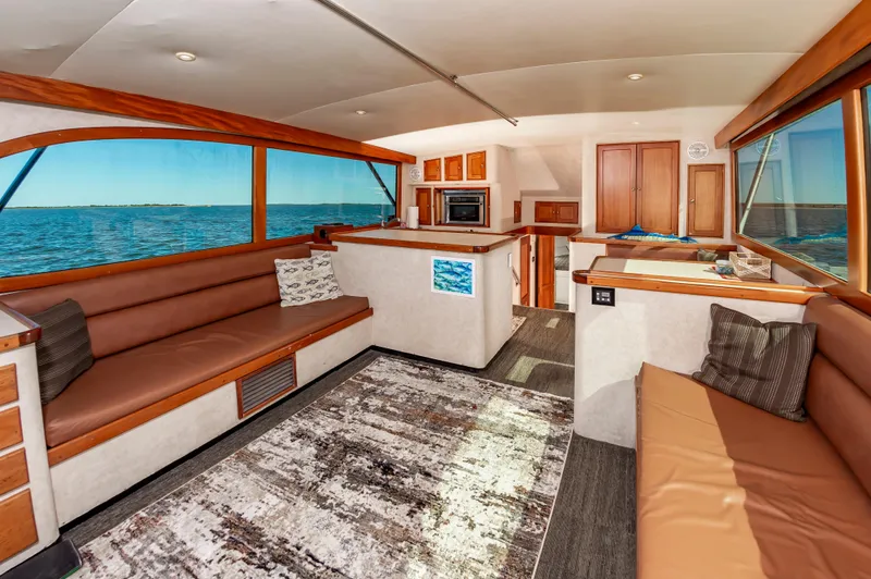 Predator Yacht Photos Pics 