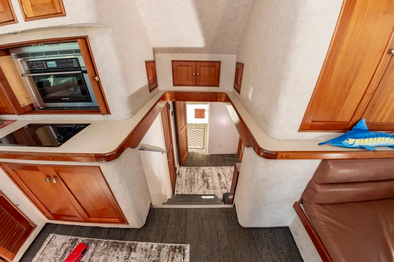 Predator Yacht Photos Pics 