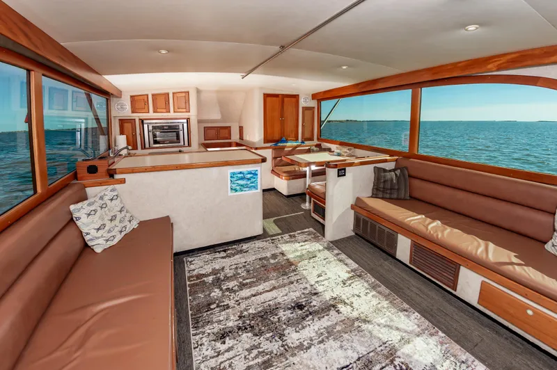 Predator Yacht Photos Pics 