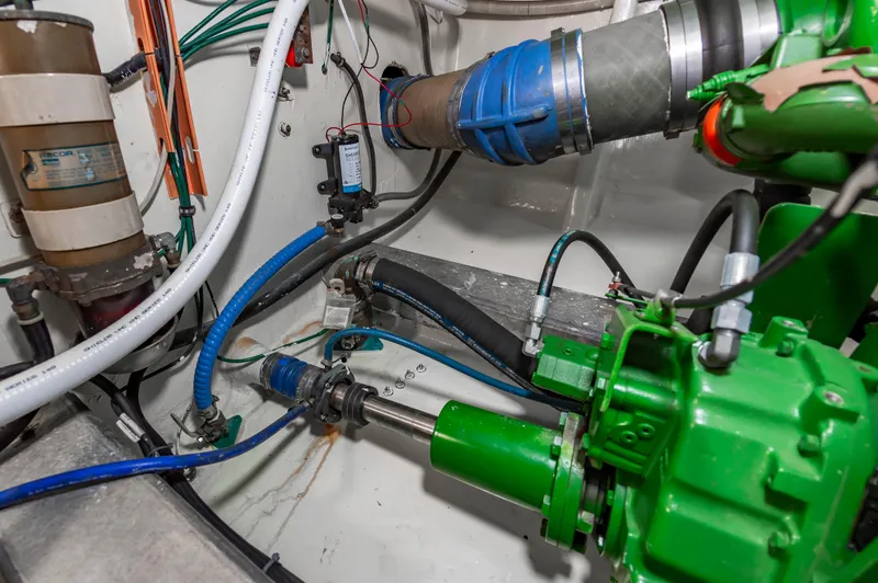 Predator Yacht Photos Pics 