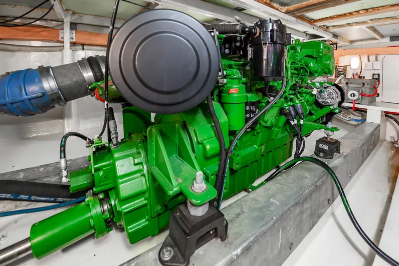 Predator Yacht Photos Pics 