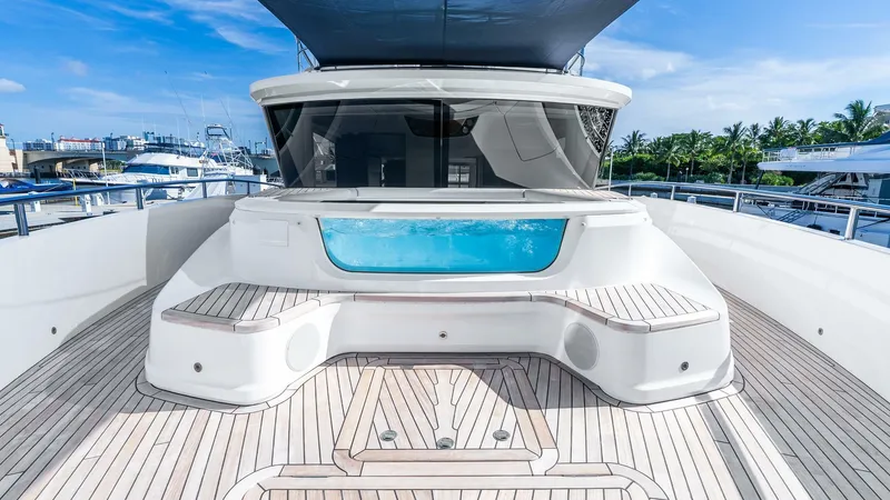 Cosa Bella Yacht Photos Pics 