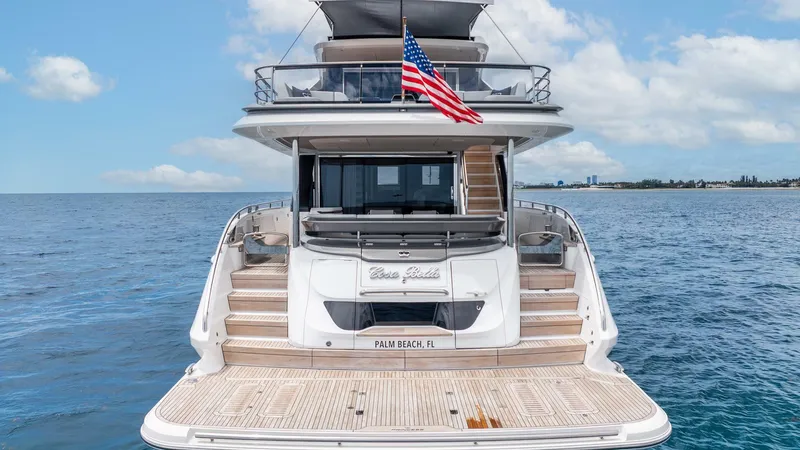 Cosa Bella Yacht Photos Pics 