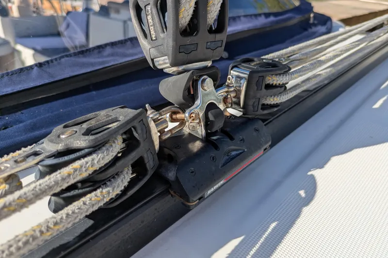 Laylay Yacht Photos Pics Close-up of sailing rigging on a 2003 Beneteau Oceanis Clipper 473 yacht.