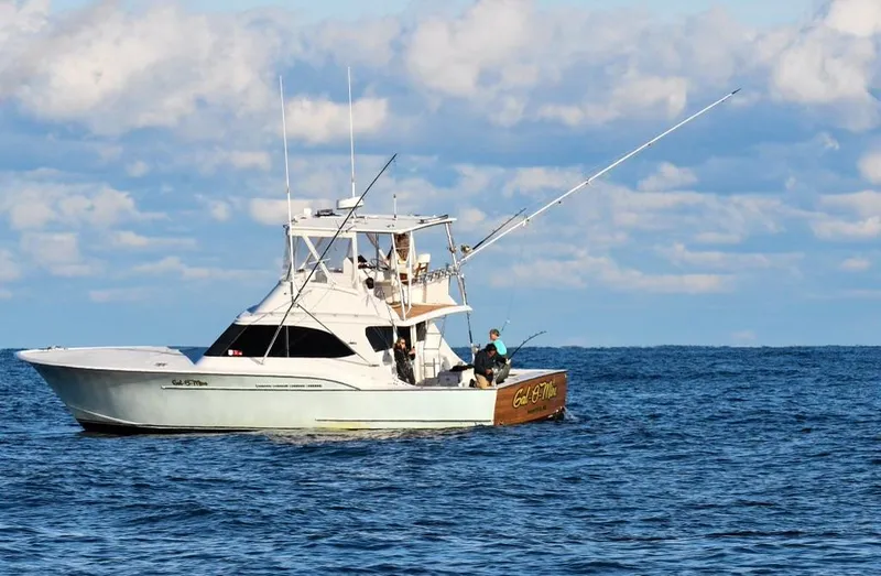 Gal-o-mine Yacht Photos Pics 