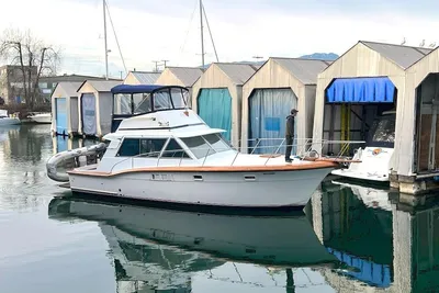 Hatteras 39 Convertible