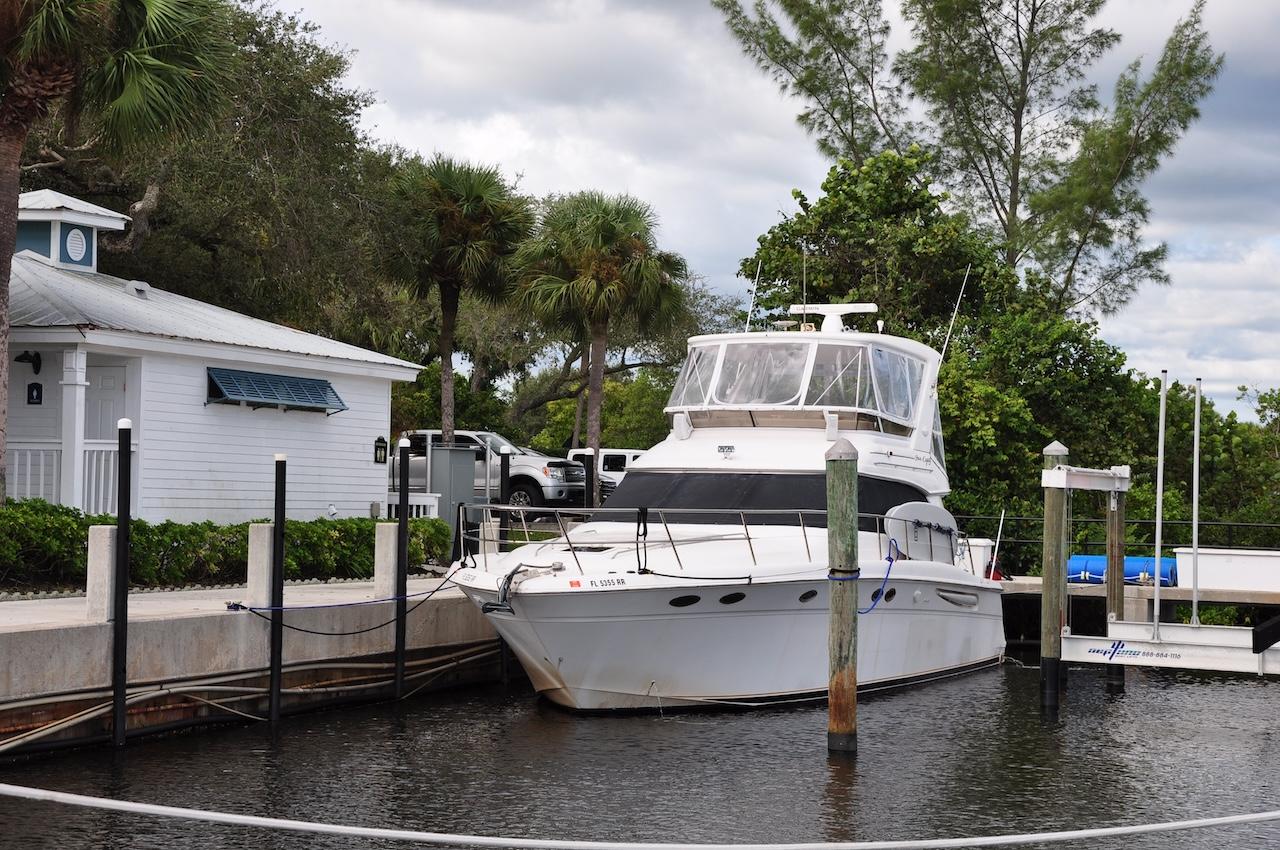 1998 Sea Ray 480 Sedan Bridge Motor Yachts for sale - YachtWorld