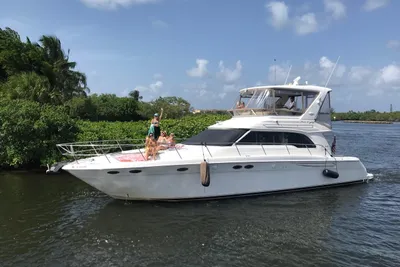 Sea Ray 480 Sedan Bridge