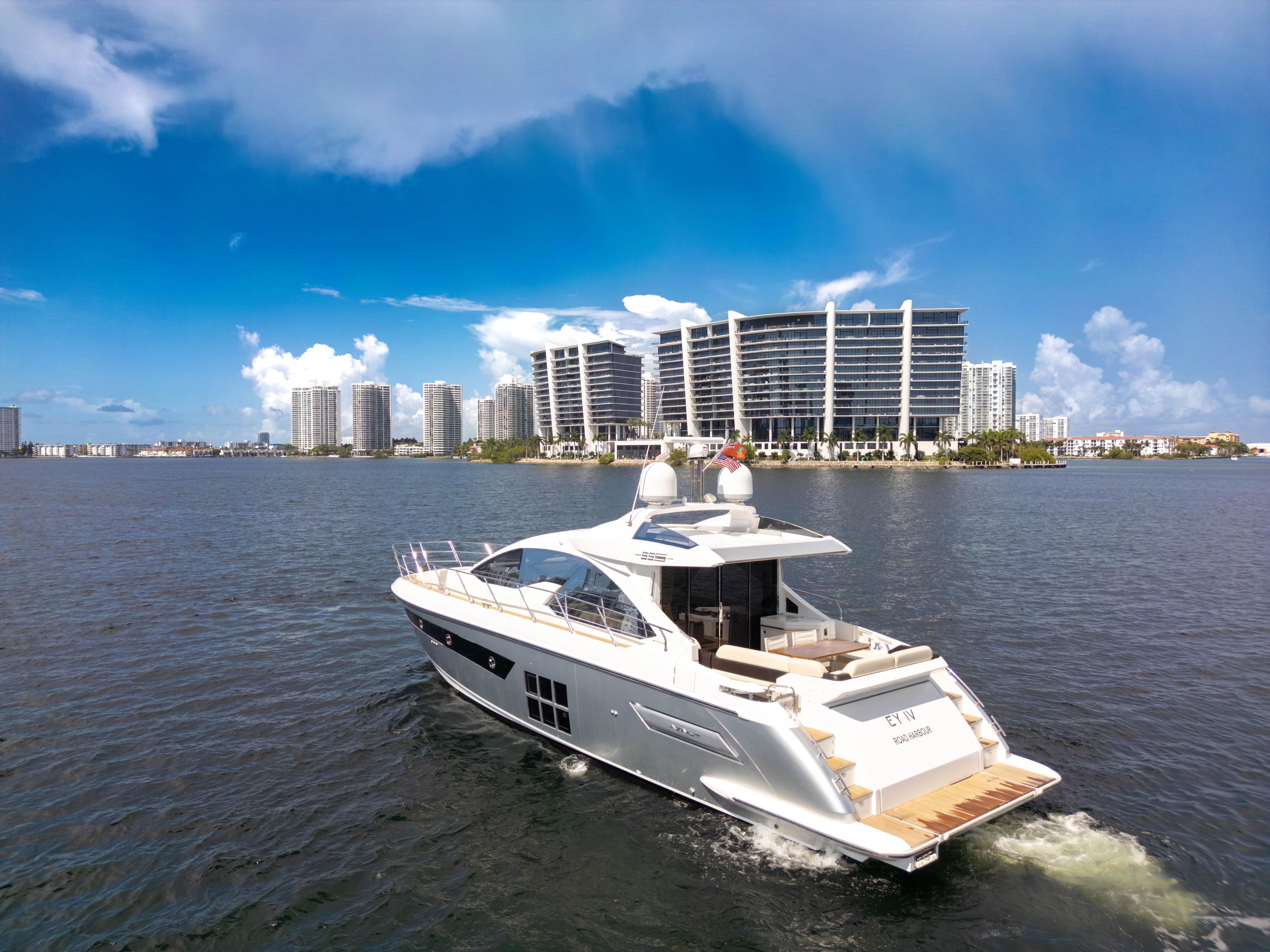2016 Azimut 55 