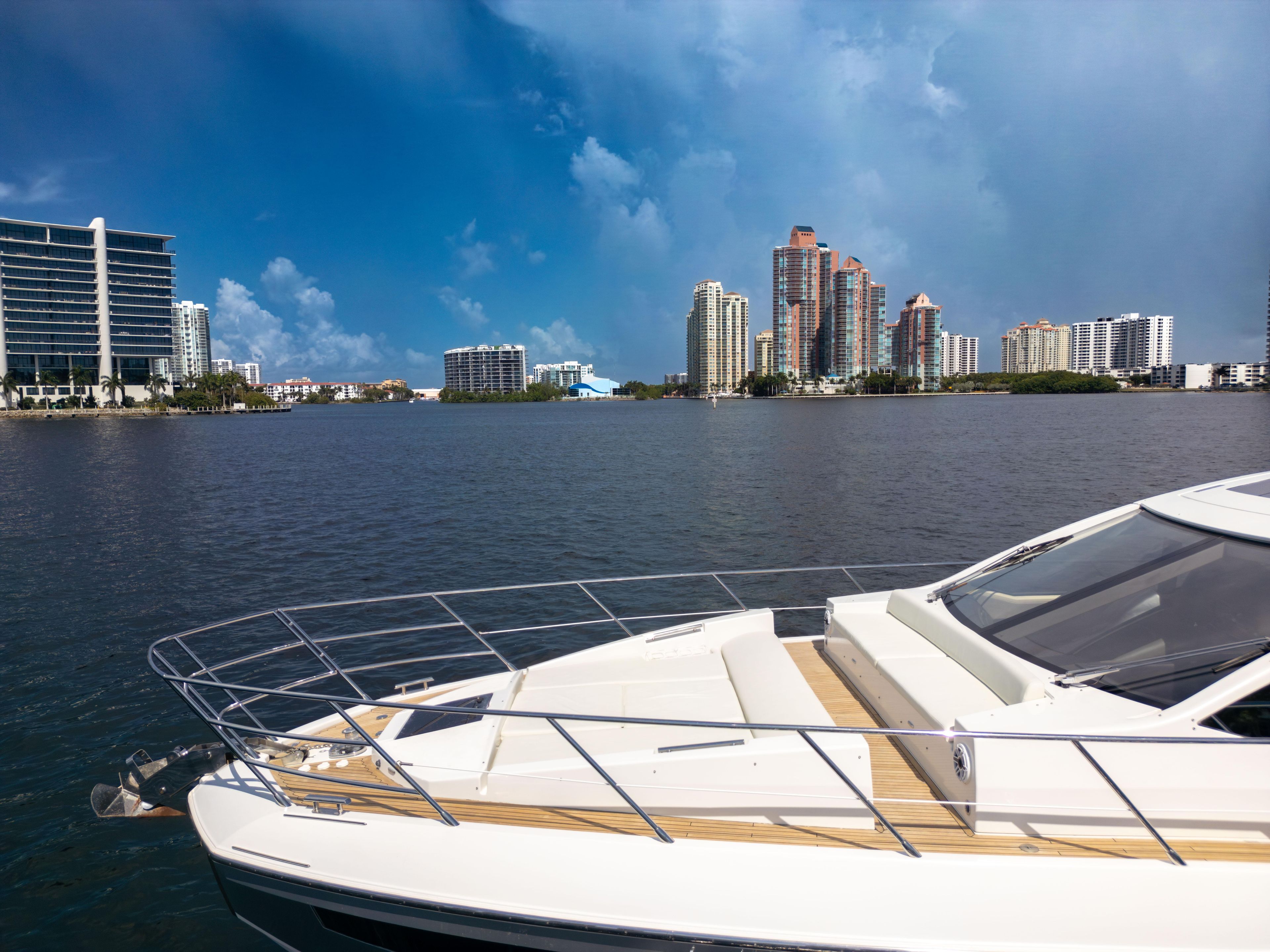 Yacht