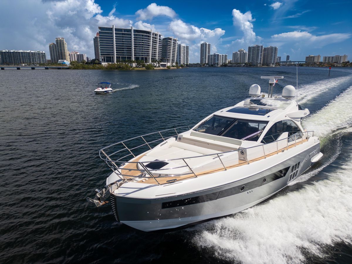 2016 Azimut 55 