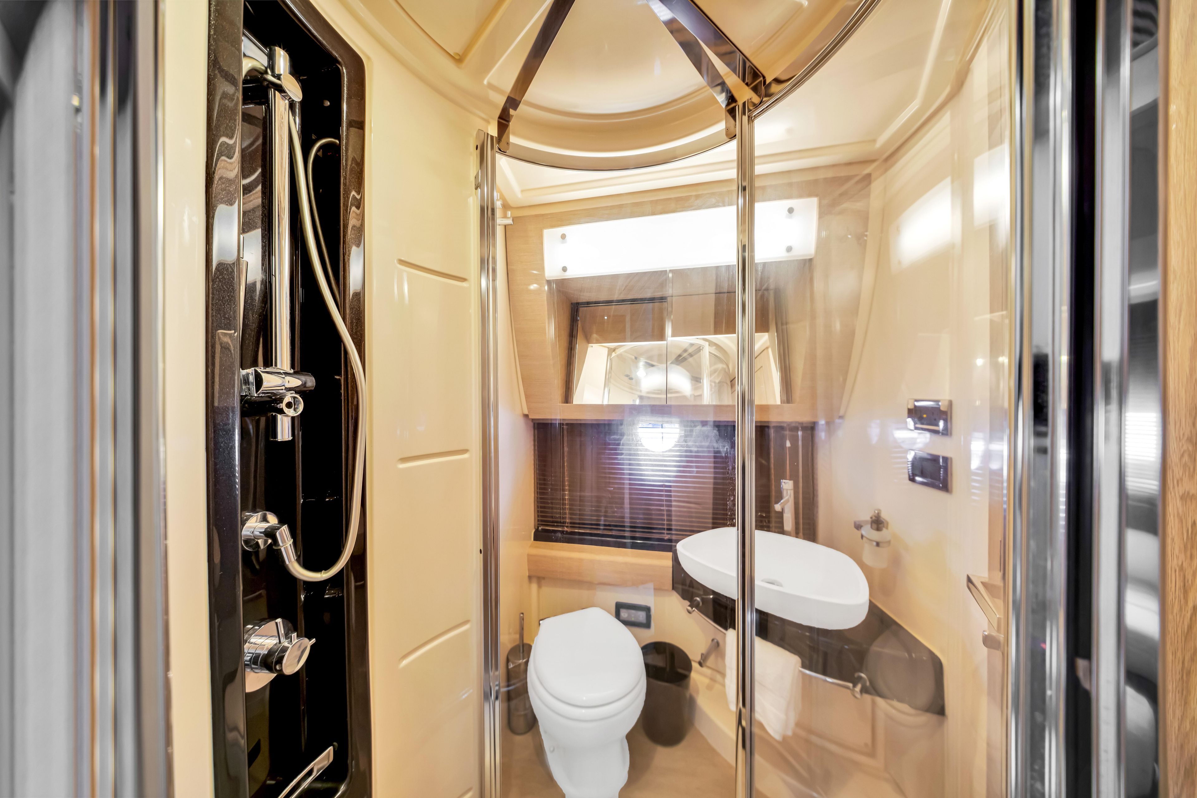 2016 Azimut 55 
