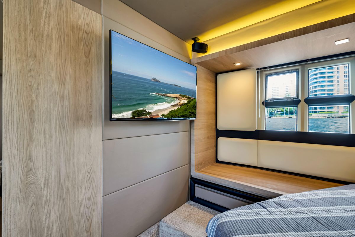 2016 Azimut 55 