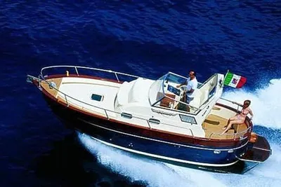 2006 Apreamare 28 Semicabin