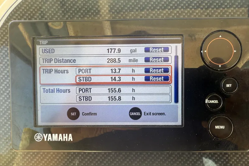  Yacht Photos Pics Yamaha display showing trip data for 2017 Grady-White Canyon 271 FS boat.