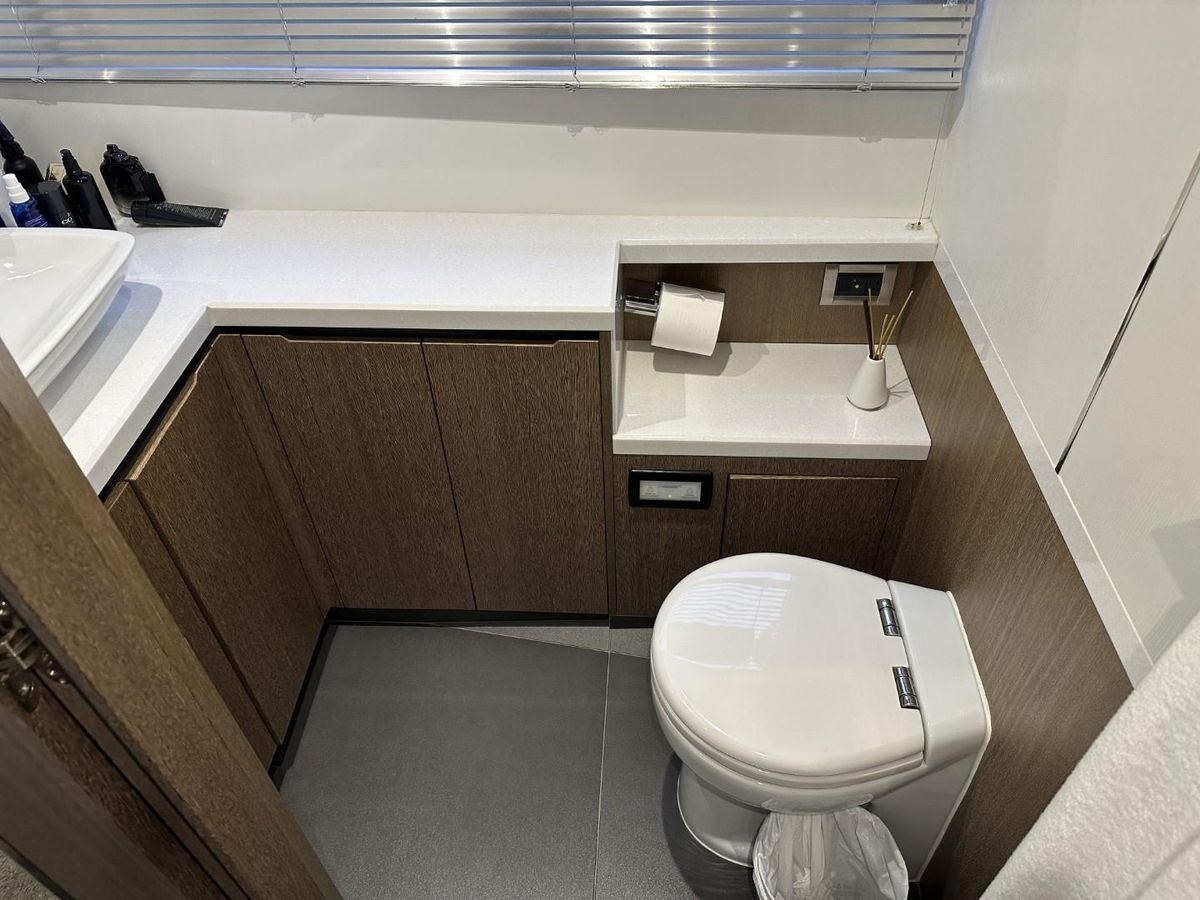 2019 Galeon 68 