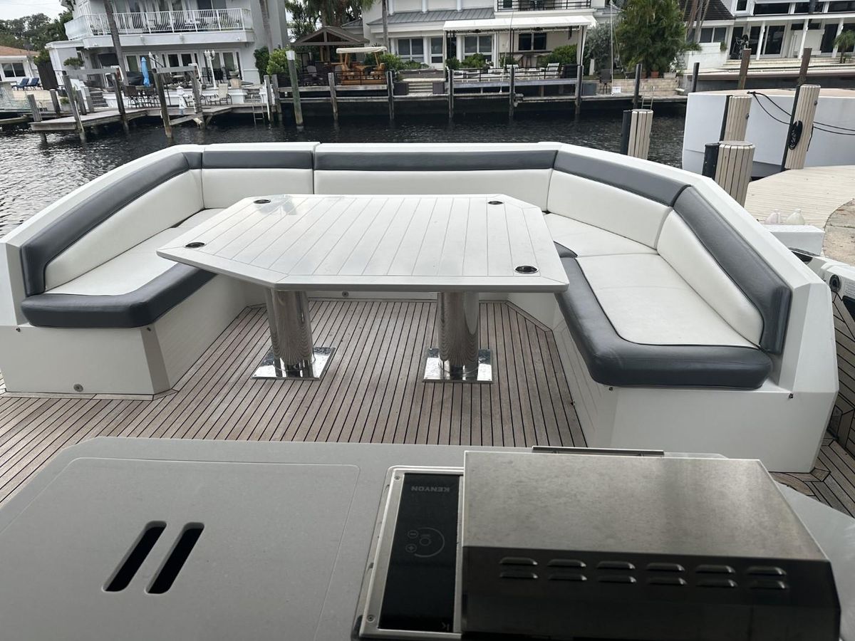 2019 Galeon 68 