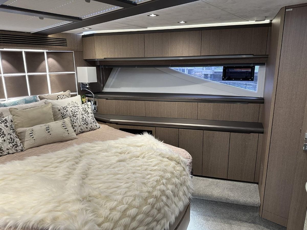 2019 Galeon 68 