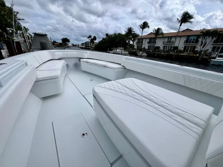 Never Satisfied Yacht Photos Pics 