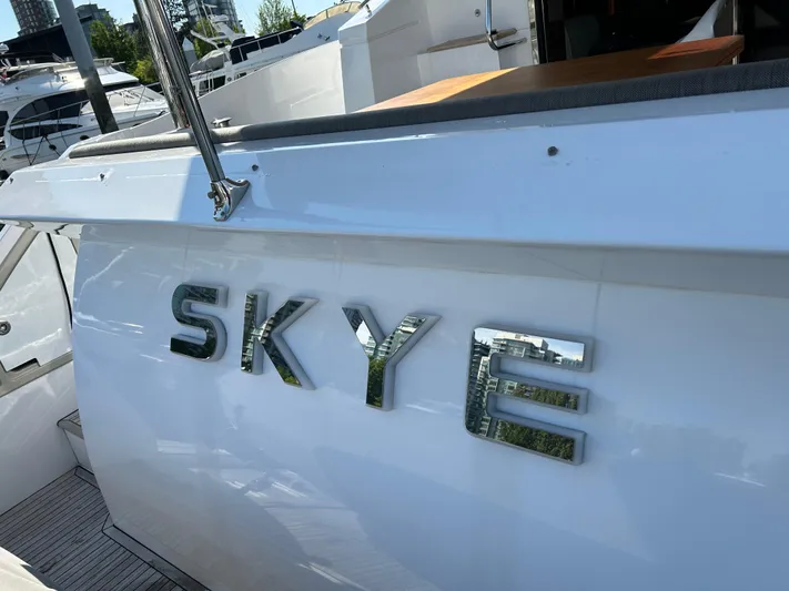 Skye Yacht Photos Pics SKYE