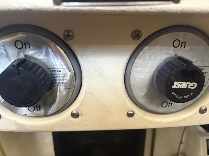 Bad To The Bone Yacht Photos Pics 