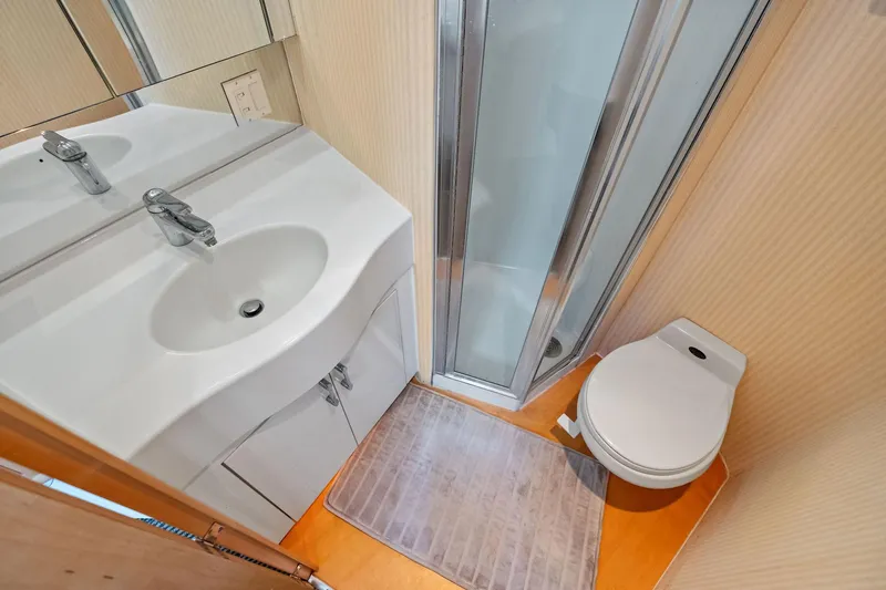 Endurance Yacht Photos Pics 