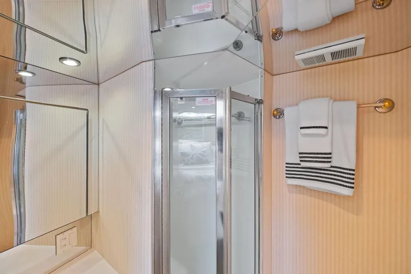 Endurance Yacht Photos Pics 