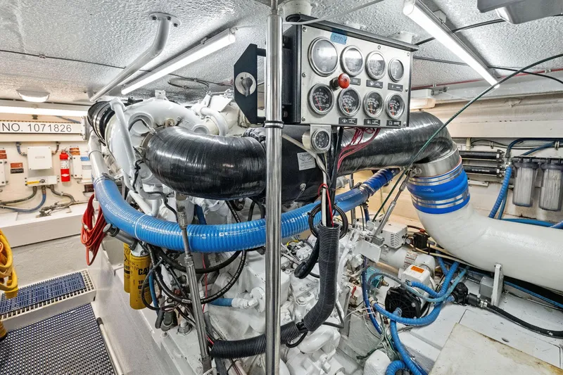 Endurance Yacht Photos Pics 