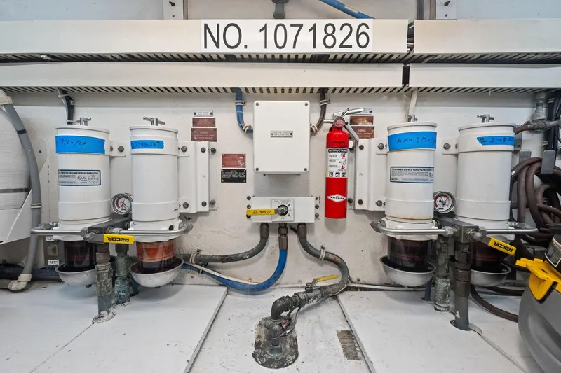 Endurance Yacht Photos Pics 