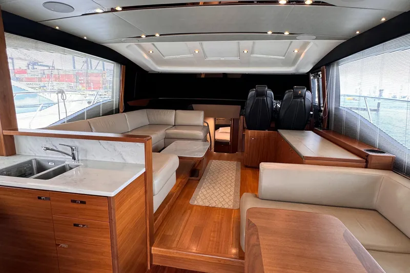 Le Meridiem Yacht Photos Pics 